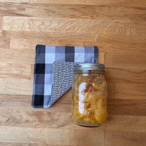 Handmade jar gripper